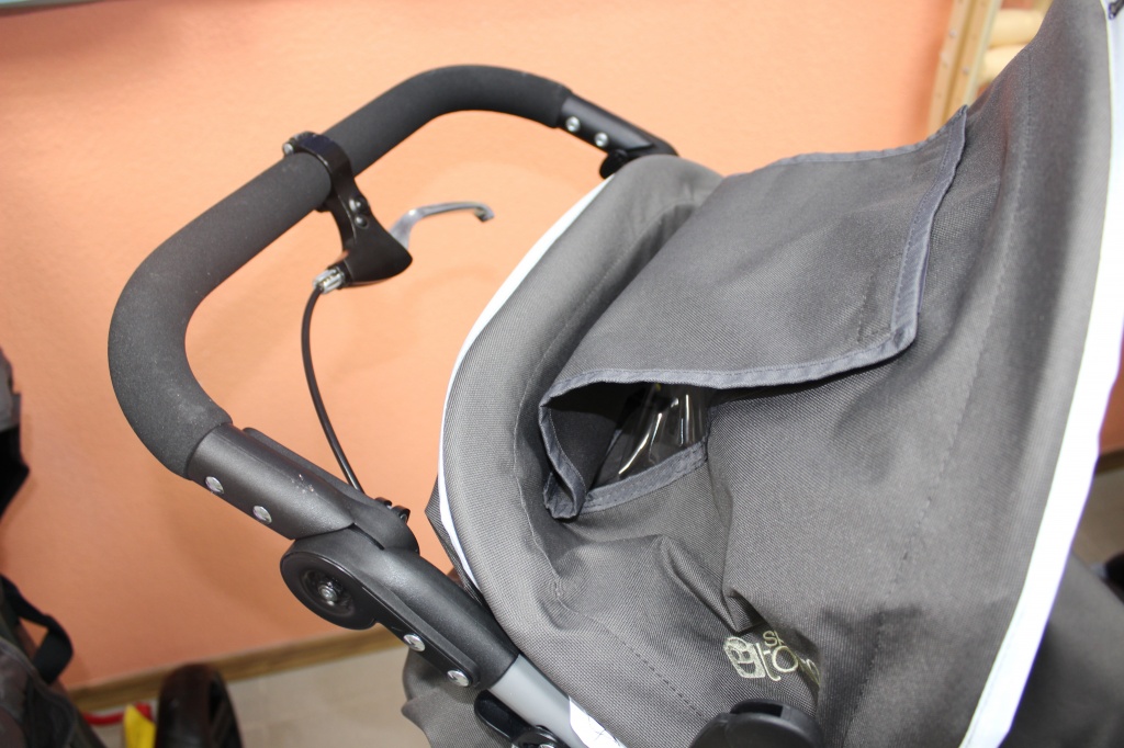 Коляска Special Tomato Jogger_ручной тормоз1.JPG